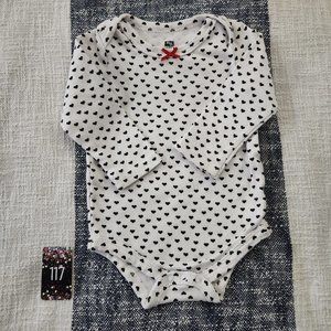 HB White Onesie with Heart Pattern (6 to 9 months)